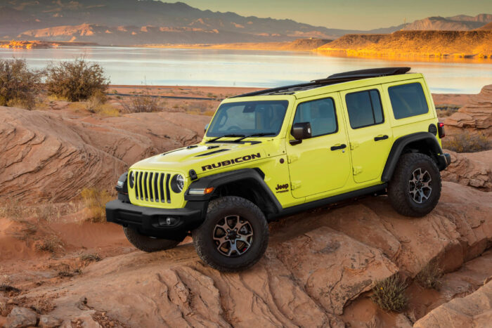 限定車「Jeep® Wrangler Unlimited Rubicon Power Top」を発売